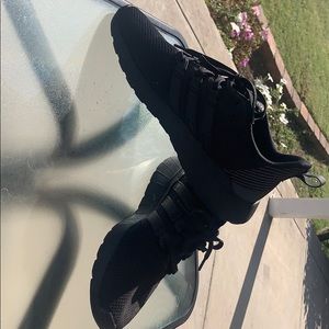NEW Adidas men’s size 9.5